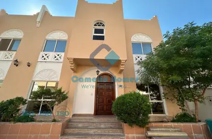 Villa - 4 Bedrooms - 4 Bathrooms for rent in Old Airport Road - Old Airport Road - Doha