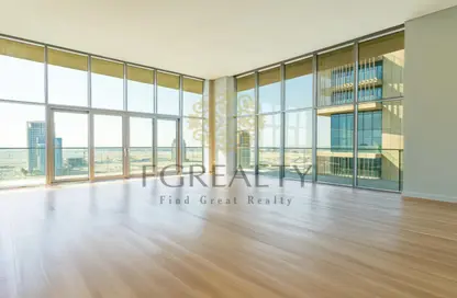 Apartment - 3 Bedrooms - 3 Bathrooms for sale in Seef Lusail Tower 1 - Seef Lusail - Lusail City - Lusail
