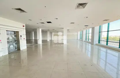 Show Room - Studio - 2 Bathrooms for rent in Al Ain Center - Salwa Road - Doha