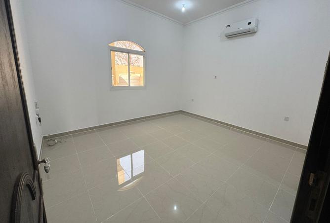 938229 - Property Main Image