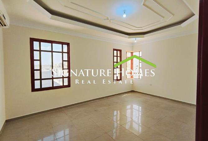 930932 - Property Image 2