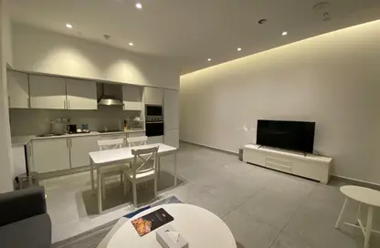 Hotel Apartments - 1 Bedroom - 1 Bathroom for rent in Ramada Commercial Building - Al Rawabi Street - Al Muntazah - Doha