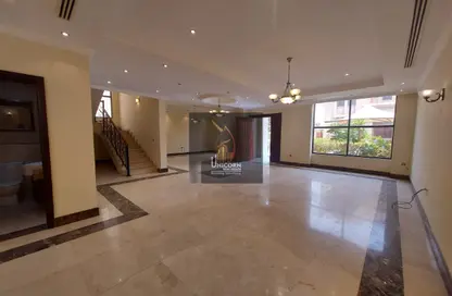 مجمع سكني - 5 غرف نوم - 5 حمامات للايجار في شارع الوعب - الوعب - الدوحة