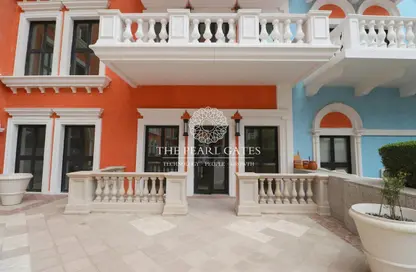 Apartment - 1 Bedroom - 2 Bathrooms for rent in Carnaval - Qanat Quartier - The Pearl Island - Doha