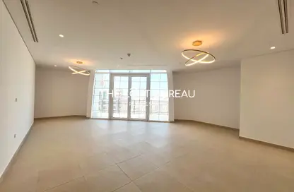 Penthouse - 3 Bedrooms - 4 Bathrooms for rent in Floresta Gardens - Floresta Gardens - The Pearl Island - Doha