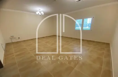 Empty Room image for: Apartment - 2 Bedrooms - 2 Bathrooms for rent in Umm Salal Mohammed - Doha, Image 1