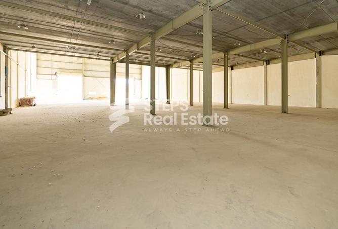 933714 - Property Image 2