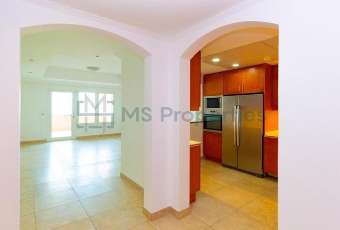 933017 - Property Image 2