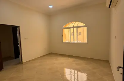 Apartment - Studio - 1 Bathroom for rent in Bu Hamour Street - Abu Hamour - Doha