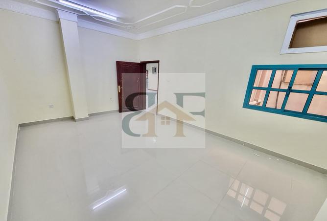 941469 - Property Image 3