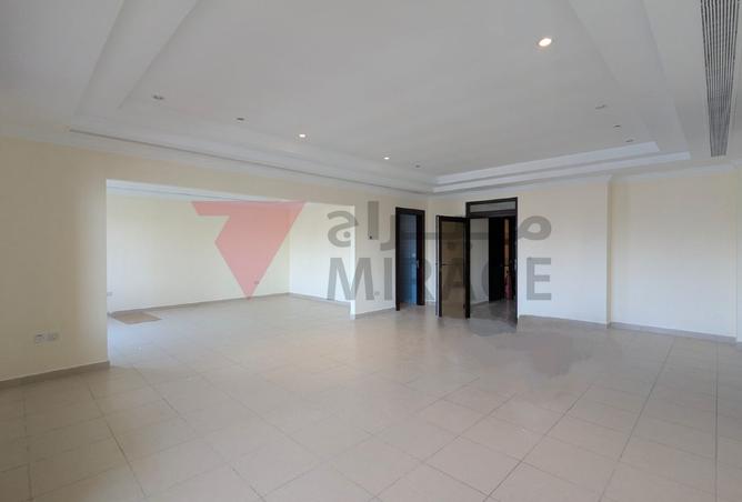 978581 - Property Image 2