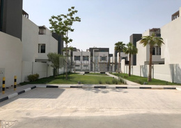 Elegant Compound - Qatar Mall - 4 Bedrs