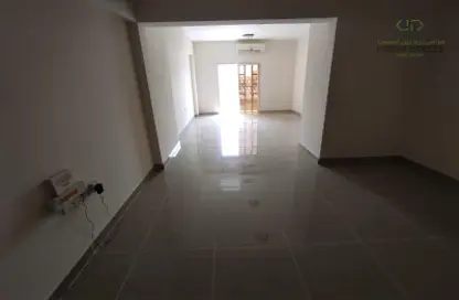 Apartment - 2 Bedrooms - 2 Bathrooms for rent in Al Mansoura - Al Mansoura - Doha