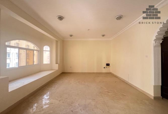 927161 - Property Main Image