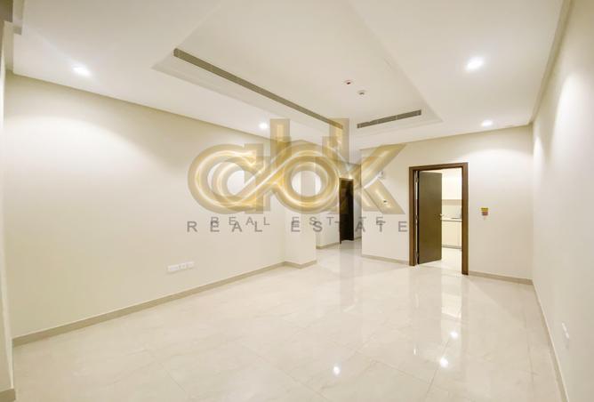 888281 - Property Image 3