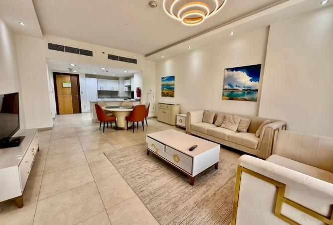 954560 - Property Image 2