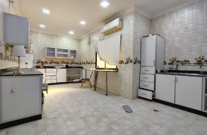 Villa - 6 Bedrooms - 3 Bathrooms for rent in Al Nuaija Street - Al Hilal West - Al Hilal - Doha