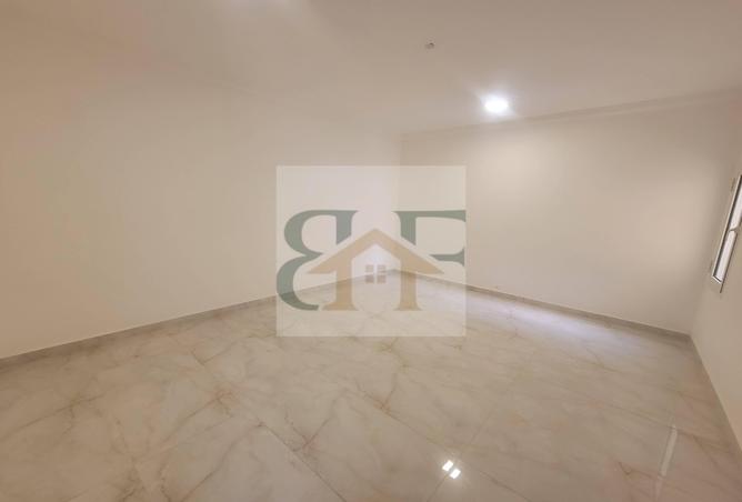 998456 - Property Image 3