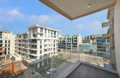 Apartment - 1 Bedroom - 2 Bathrooms for rent in Gewan Island - The Pearl Island - Doha