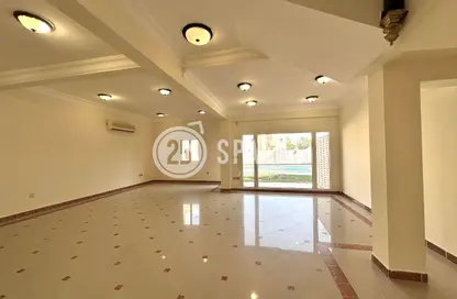 فيلا - 3 غرف نوم - 4 حمامات للايجار في فلل واست باي لاغون - وست باي لاجون - بحيرة وست لاجون - الدوحة