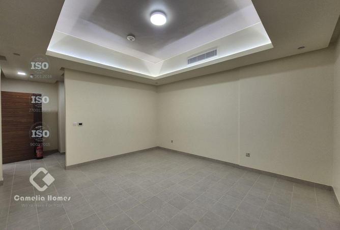 993263 - Property Image 3