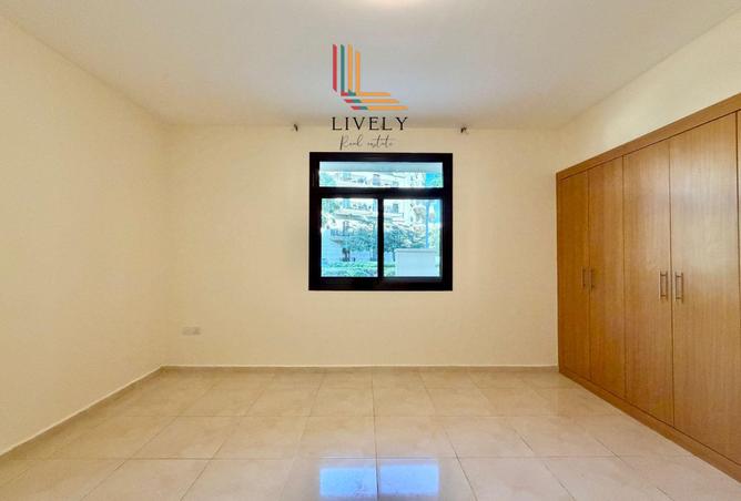 1002846 - Property Image 3