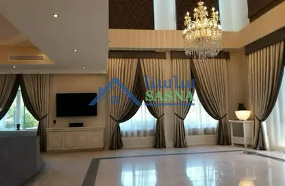 (بنتهاوس  (روف - 5 غرف نوم - 6 حمامات للبيع في طريق بورتو الشرقي - بورتو أرابيا - جزيرة اللؤلؤة - الدوحة