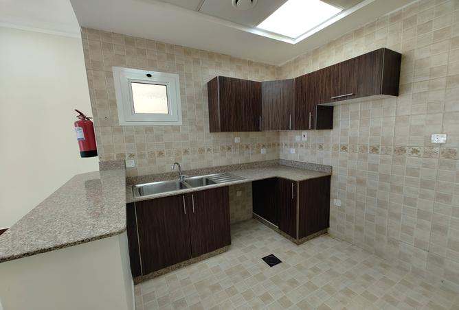 972404 - Property Image 3