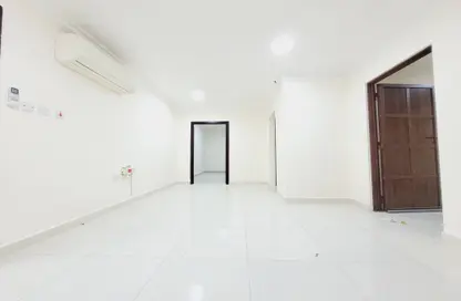 Apartment - 2 Bedrooms - 1 Bathroom for rent in Al Muntazah - Doha