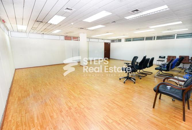 946298 - Property Image 2
