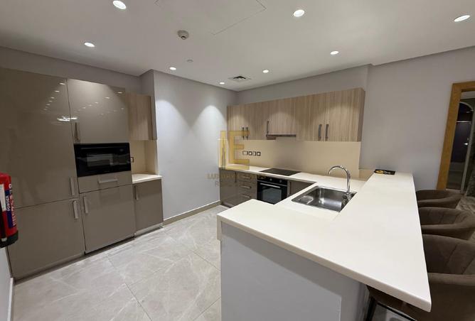 856124 - Property Image 2