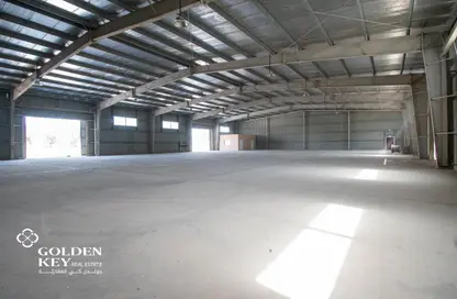 Warehouse - Studio for rent in East Industrial Street - Birkat Al Awamer - Al Wakra