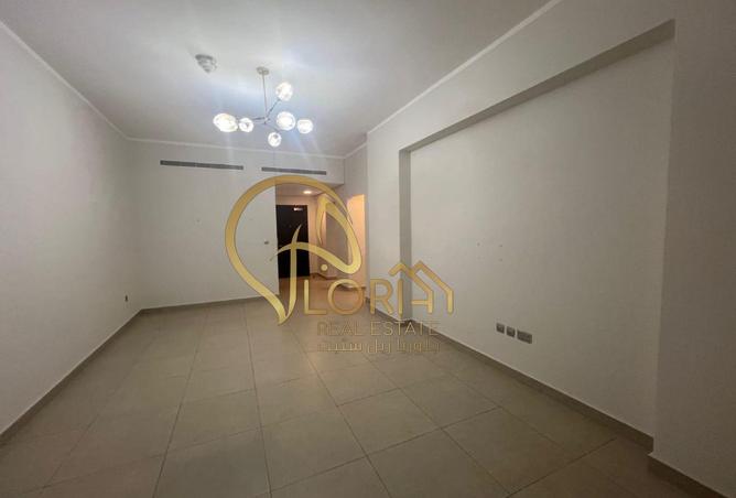 901706 - Property Image 2