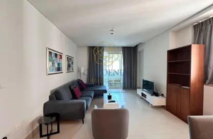 Apartment - 1 Bedroom - 2 Bathrooms for rent in Viva East - Viva Bahriyah - The Pearl Island - Doha