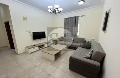 Apartment - 2 Bedrooms - 2 Bathrooms for rent in Muntazah 7 - Al Muntazah - Doha