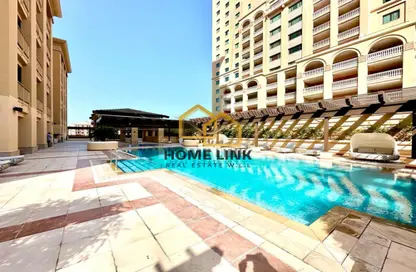 Apartment - 1 Bedroom - 2 Bathrooms for sale in One Porto Arabia - Porto Arabia - The Pearl Island - Doha
