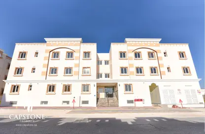 Apartment - 2 Bedrooms - 2 Bathrooms for rent in Bin Omran 28 - Fereej Bin Omran - Doha