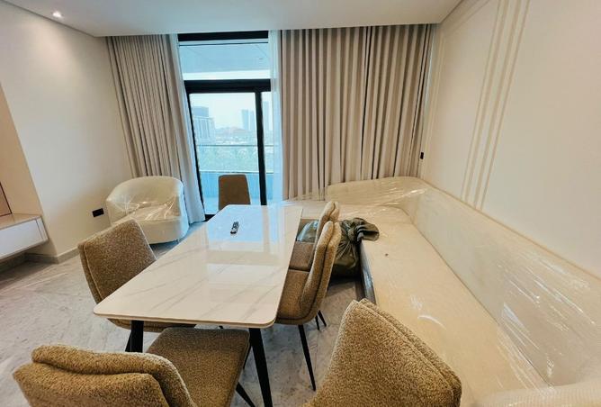 991204 - Property Image 3