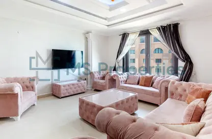 Apartment - 2 Bedrooms - 3 Bathrooms for rent in East Porto Drive - Porto Arabia - The Pearl Island - Doha