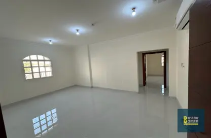 Empty Room image for: Apartment - 3 Bedrooms - 3 Bathrooms for rent in Al Wakra - Al Wakrah - Al Wakra, Image 1