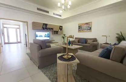 مجمع سكني - 4 غرف نوم - 4 حمامات للايجار في مريخ - المريخ - الدوحة
