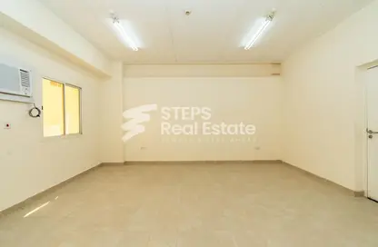 Labor Camp - Studio for rent in Industrial Area 5 - Industrial Area - Industrial Area - Doha