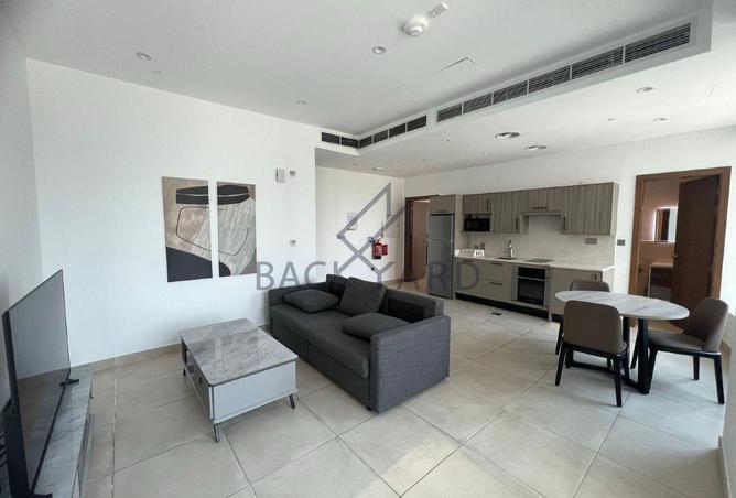 963809 - Property Image 3
