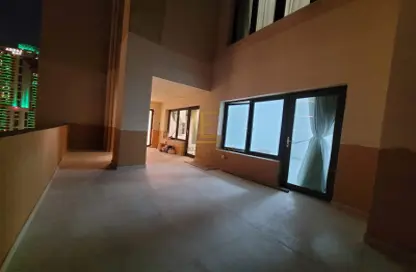 شقة - 2 غرف نوم - 3 حمامات للبيع في طريق بورتو الشرقي - بورتو أرابيا - جزيرة اللؤلؤة - الدوحة