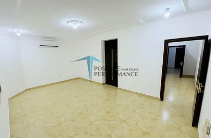 شقة - 3 غرف نوم - 2 حمامات للايجار في الوكرة - الوكرة - الوكرة - الوكرة