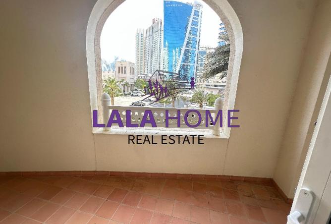 981147 - Property Image 2