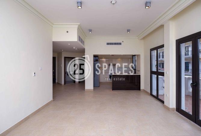 968030 - Property Image 3