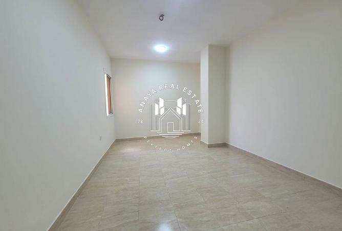 995907 - Property Image 3