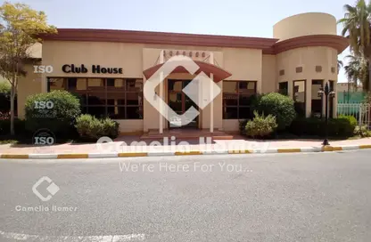 Compound - 3 Bedrooms - 5 Bathrooms for rent in New Salata - Salata - Doha