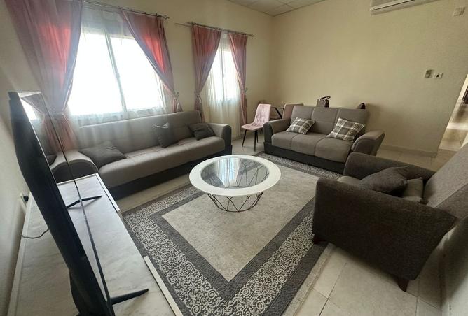 979799 - Property Image 2